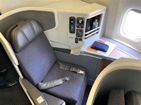 american airlines international business 777.